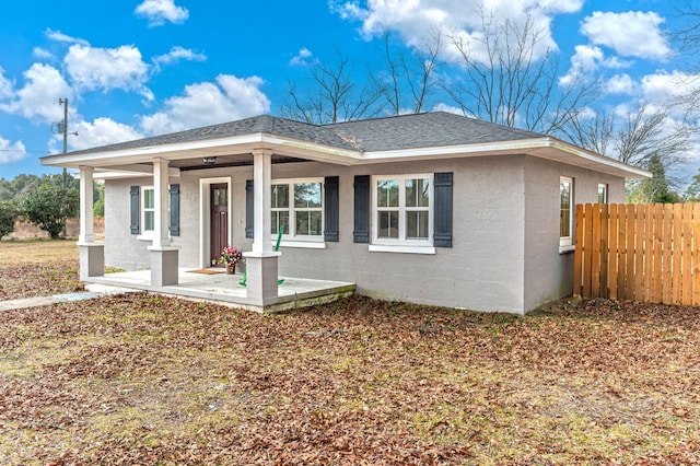 view of front of home with covered porch