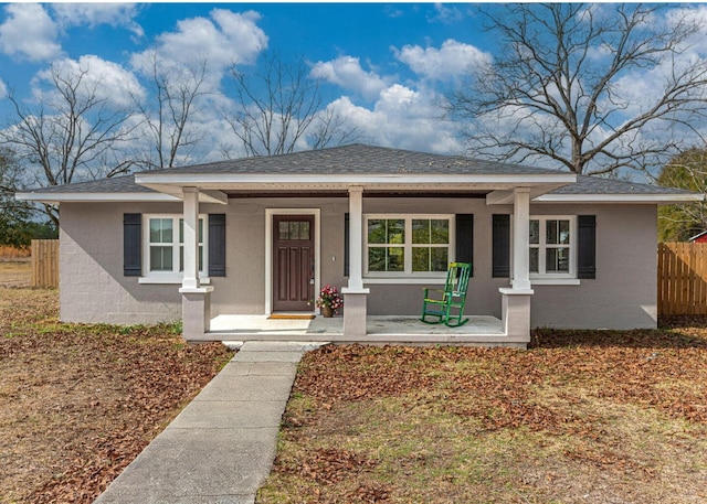 view of front of house featuring a porch