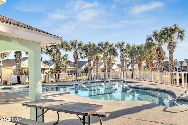 view of swimming pool featuring a patio