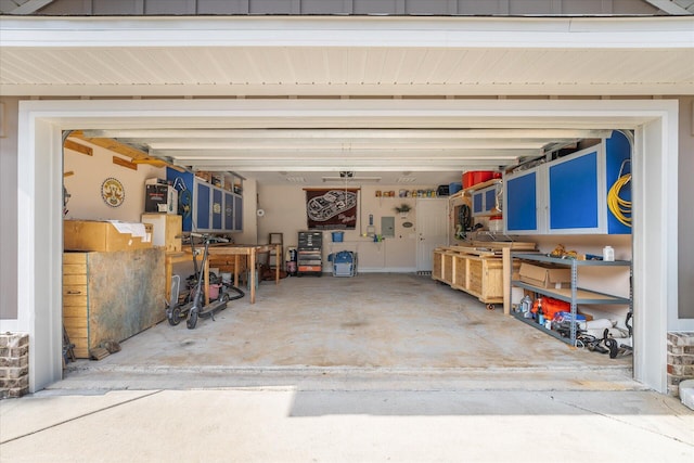 1911 Ladybird Ln, Gulf Breeze, FL 32563 - garage with a workshop area