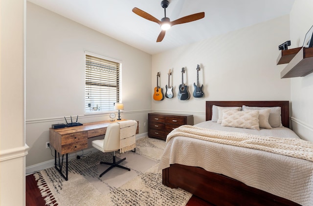 416 Admiral Ct, Destin, FL 32541 - bedroom featuring baseboards, a desk, and ceiling fan