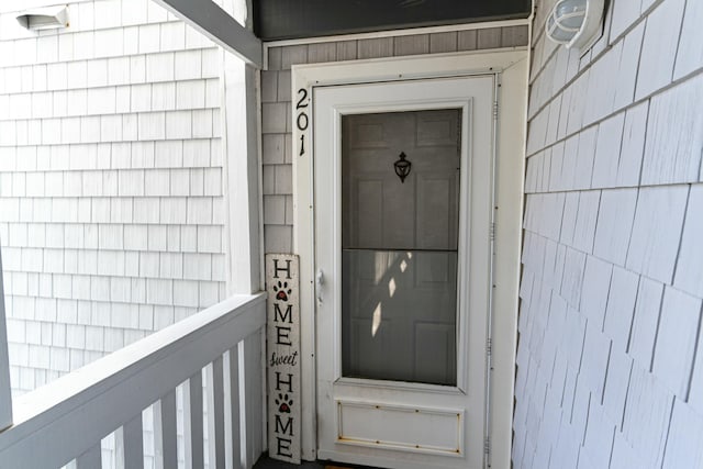 view of property entrance