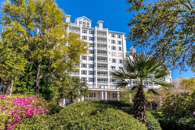 view of building exterior