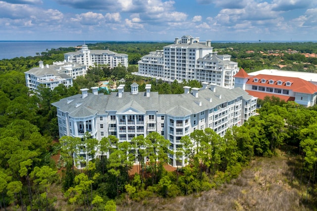 bird's eye view featuring a water view