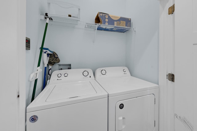 laundry room featuring independent washer and dryer