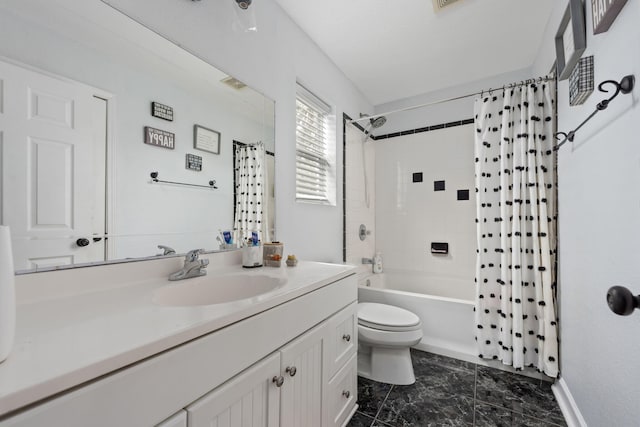 full bathroom featuring shower / bathtub combination with curtain, toilet, and vanity