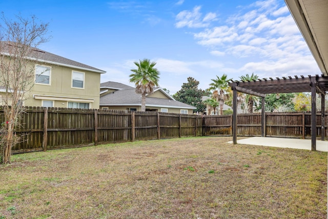 view of yard featuring a pergola and a patio area