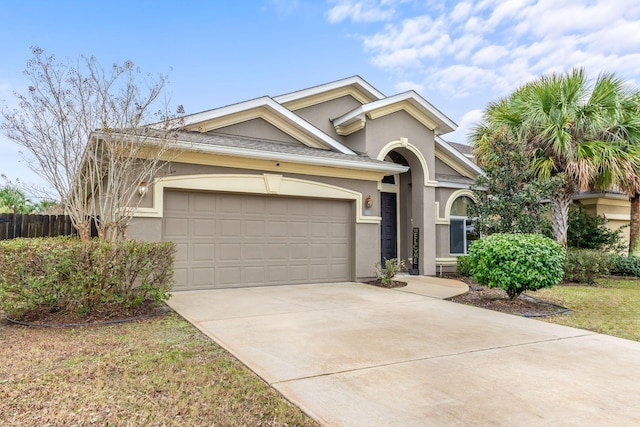 view of front of house featuring a garage