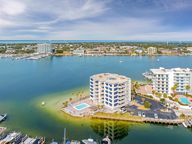 bird's eye view featuring a water view