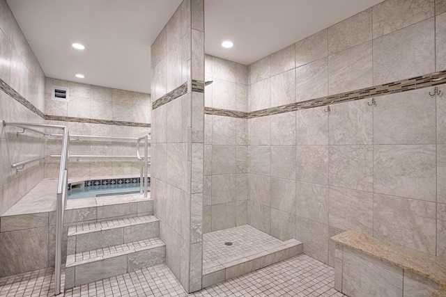 909 Santa Rosa Blvd Unit 611, Fort Walton Beach, FL 32548 - full bath with a tile shower and recessed lighting
