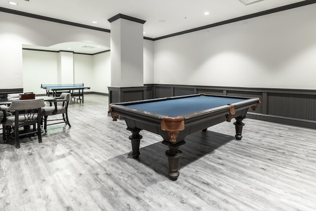 recreation room featuring light wood-type flooring, pool table, and ornamental molding