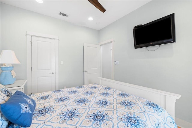 54 Rue Du Soleil, Santa Rosa Beach, FL 32459 - bedroom featuring a ceiling fan and recessed lighting