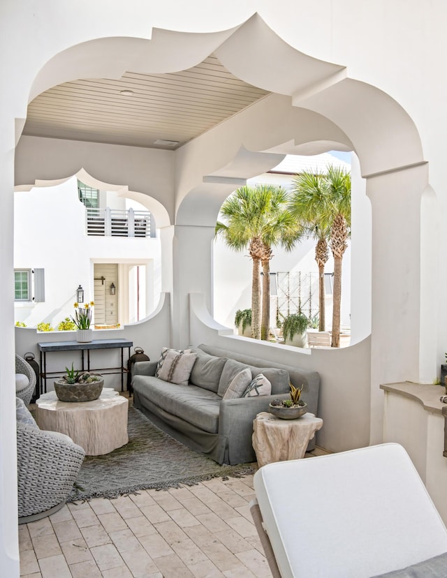 balcony featuring outdoor lounge area