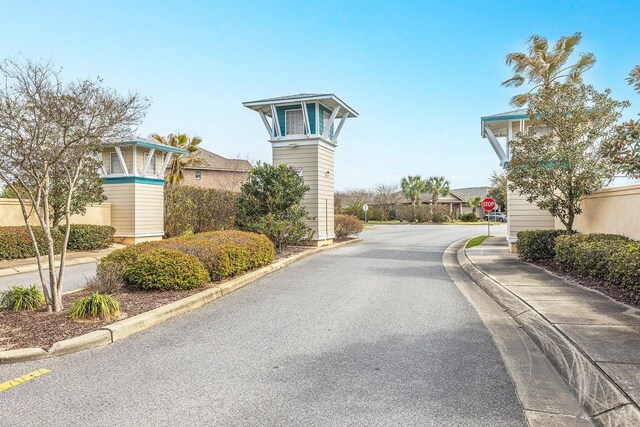 1729 Waterford Sound Blvd, Gulf Breeze, FL 32563 - view of street