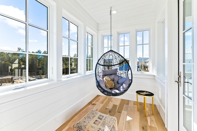 view of sunroom / solarium