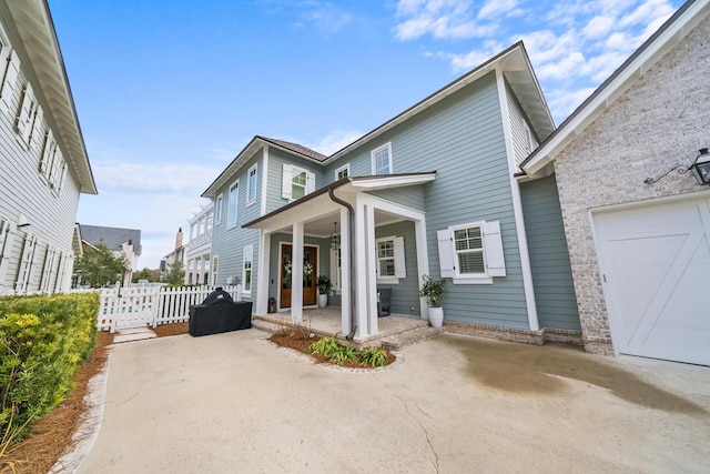 view of front of house with covered porch