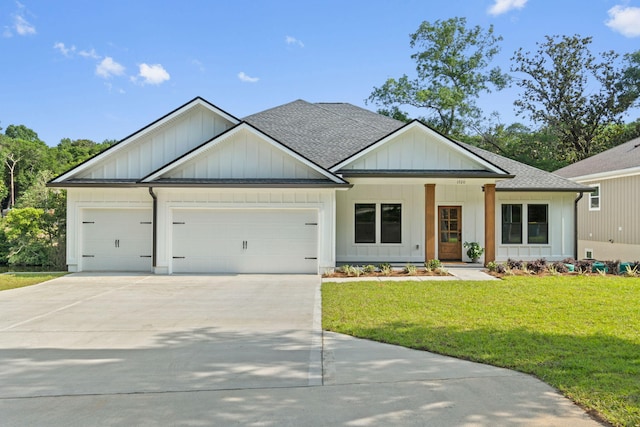 1720 25th St, Niceville, FL 32578 - modern farmhouse style home featuring a shingled roof, a garage, driveway, and a front yard
