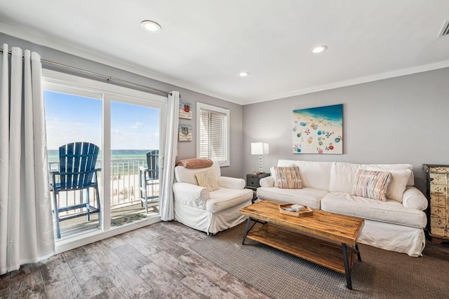 627 Eastern Lake Rd Unit 5, Santa Rosa Beach, FL 32459 - living room with visible vents, crown molding, recessed lighting, and wood finished floors