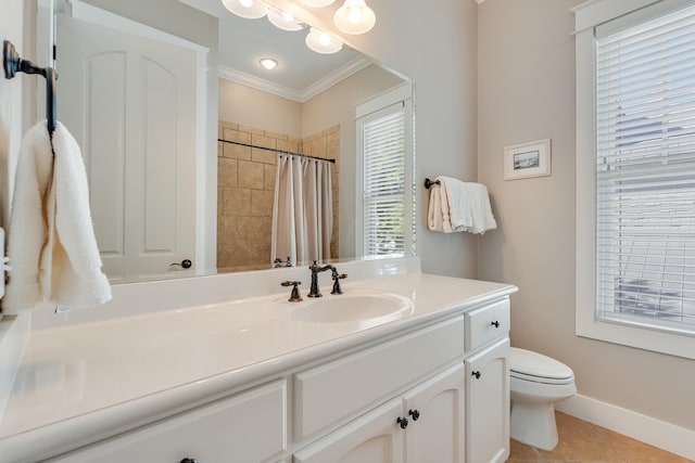 full bath with tile patterned flooring, toilet, baseboards, tiled shower, and crown molding