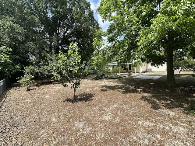 208 Forest Dr, Fort Walton Beach, FL 32547 - view of yard with fence