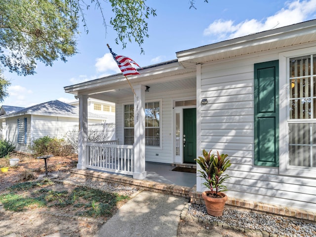 view of front of home featuring a porch