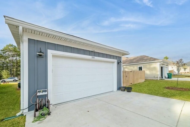 view of detached garage