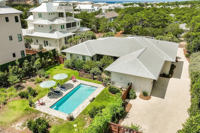 birds eye view of property featuring a residential view