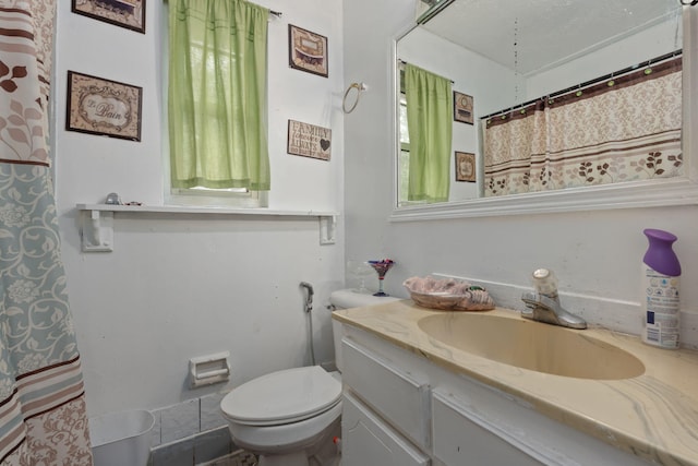 1005 Revere Dr, Pensacola, FL 32506 - full bath with toilet and vanity