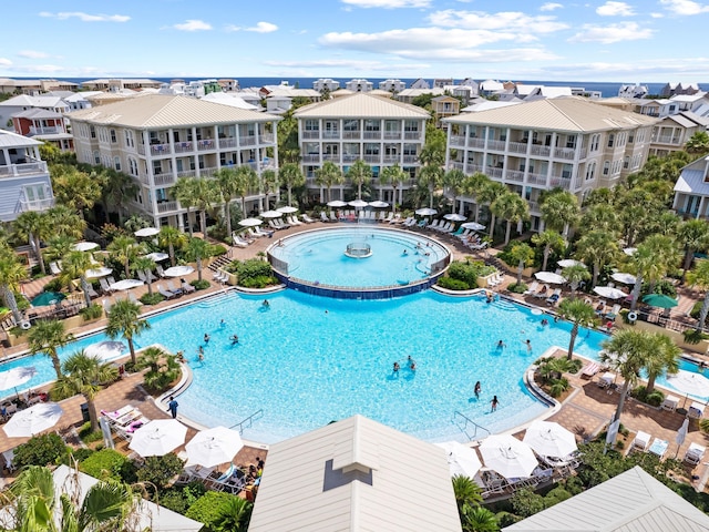 view of swimming pool