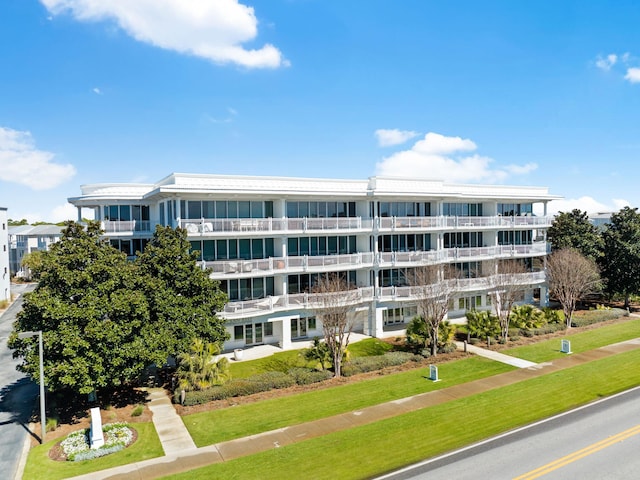 view of building exterior