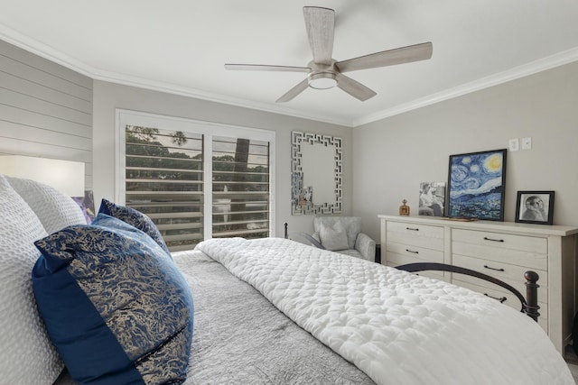 bedroom with crown molding and ceiling fan