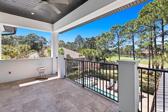 balcony with ceiling fan