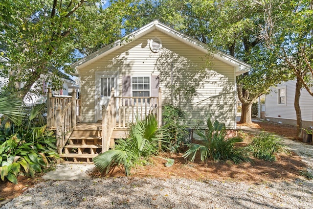 view of front of property