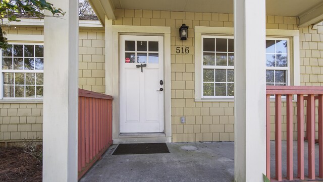 516 College Ave, Defuniak Springs, FL 32435 - view of exterior entry
