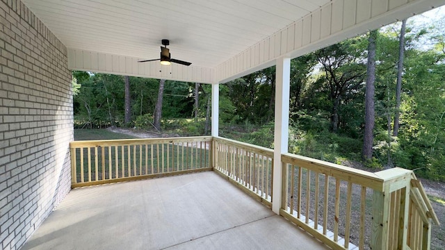 2720 Louis Cir, Crestview, FL 32536 - exterior space featuring a ceiling fan