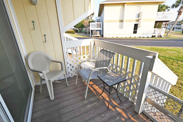 balcony featuring a porch