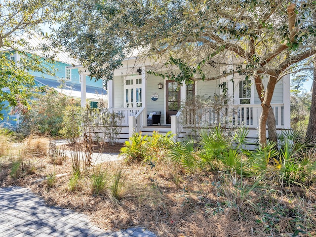 view of front of property with covered porch