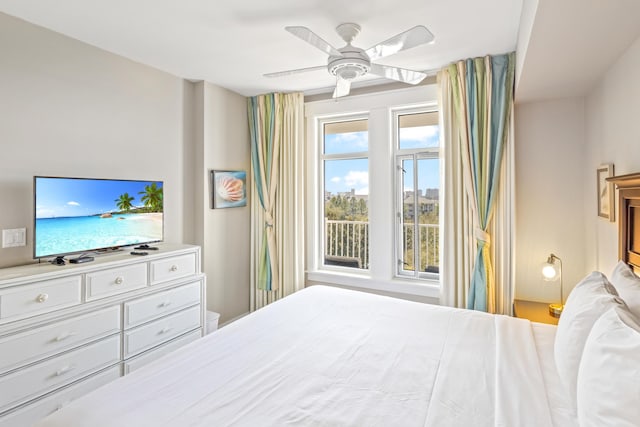 bedroom featuring ceiling fan