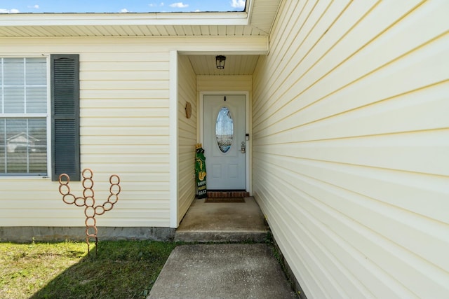 view of property entrance