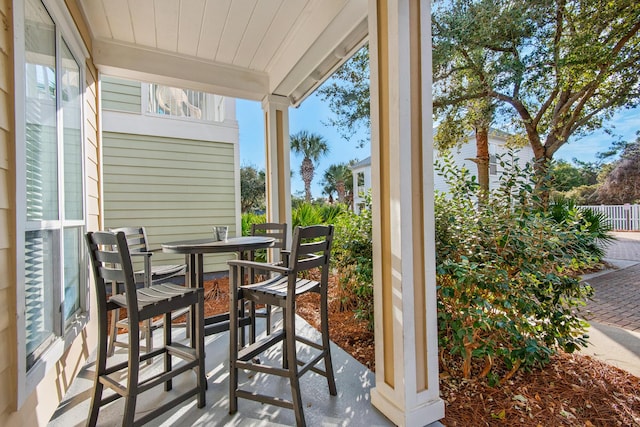 view of sunroom / solarium