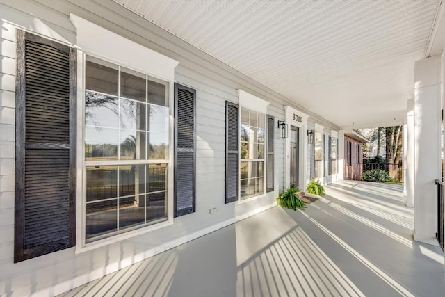 view of patio / terrace featuring covered porch