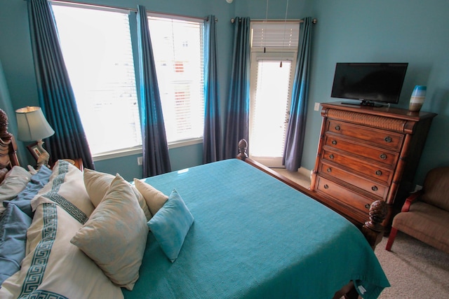 bedroom featuring carpet floors