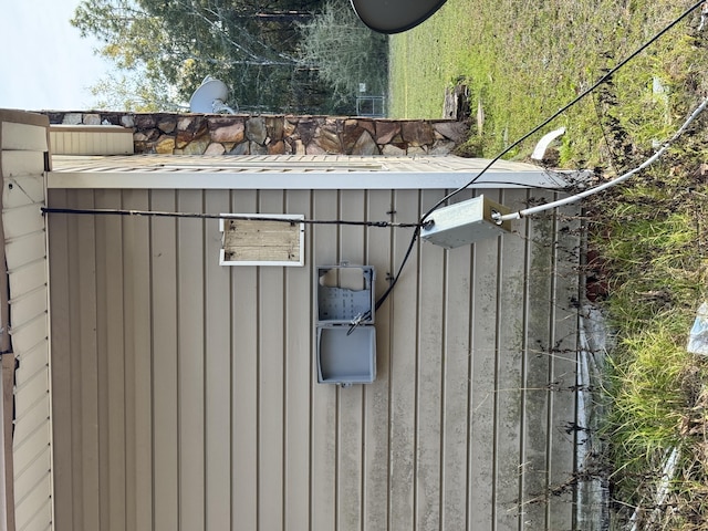 view of exterior details