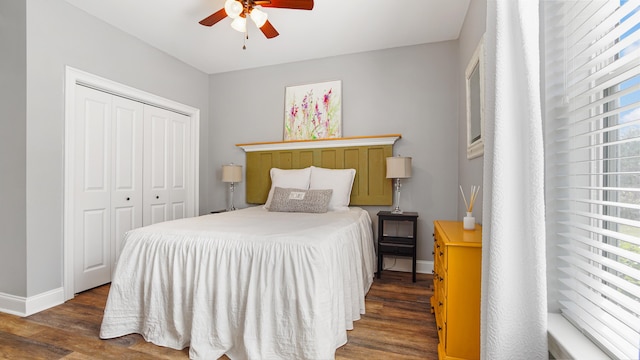 20 N Wildflower Dr Unit 512, Santa Rosa Beach, FL 32459 - bedroom featuring a ceiling fan, wood finished floors, a closet, and baseboards