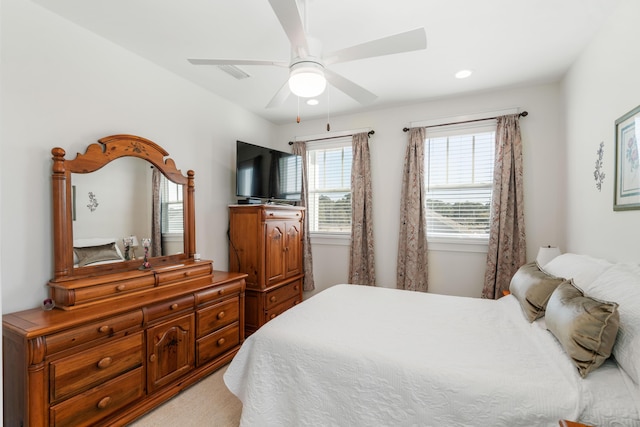 bedroom with visible vents, recessed lighting, and a ceiling fan