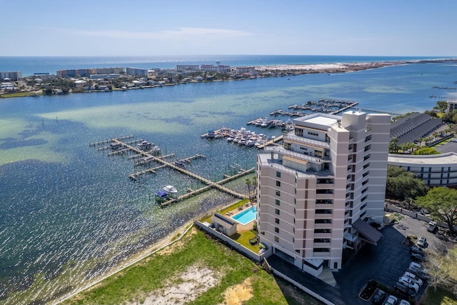 bird's eye view featuring a water view