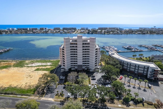 bird's eye view with a water view