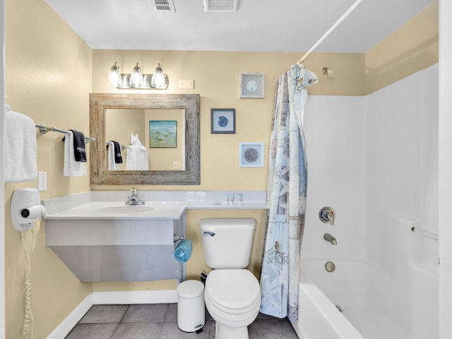 bathroom with visible vents, toilet, shower / bath combo with shower curtain, baseboards, and tile patterned floors