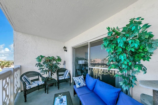909 Santa Rosa Blvd Unit 537, Fort Walton Beach, FL 32548 - balcony with an outdoor living space