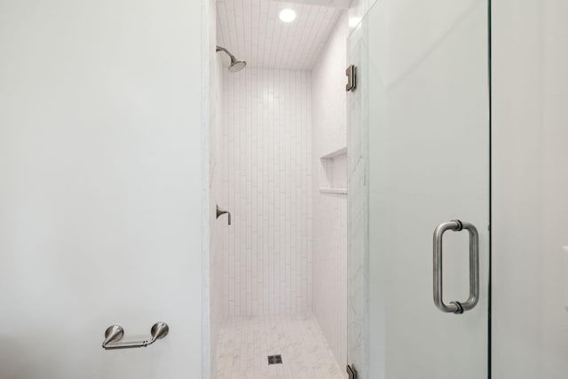 254 E Yacht Pond Ln, Watersound, FL 32461 - bathroom featuring a stall shower